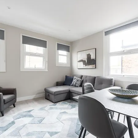 Kennington Apartment E/Apartment